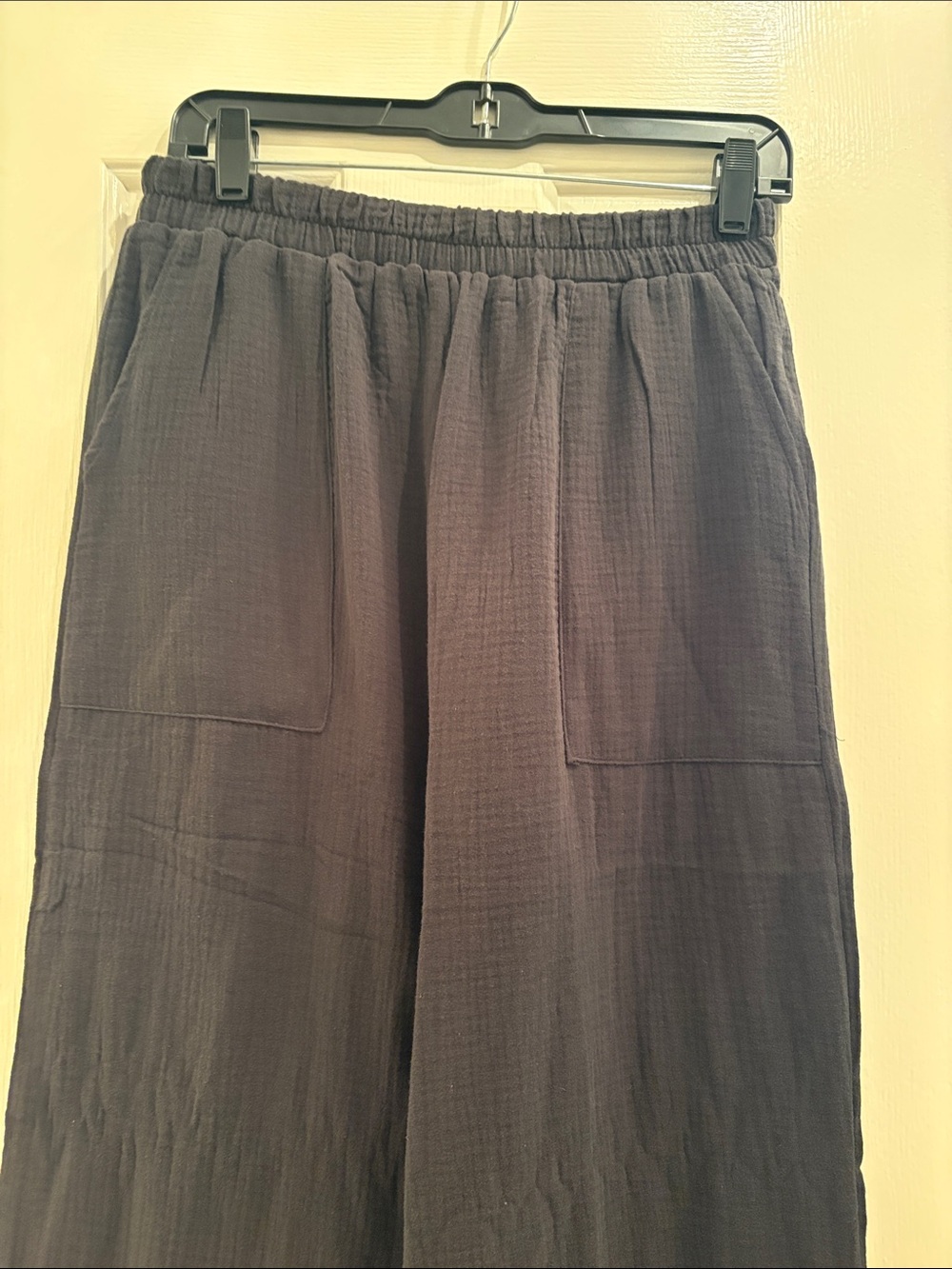 Zenana Outfitters Black Wide-Leg Elastic-Waist Pants - Picture 3 of 9